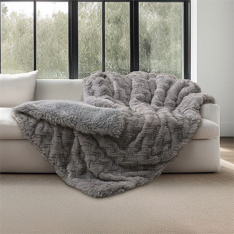MON CHATEAU THROW 60" X 70"