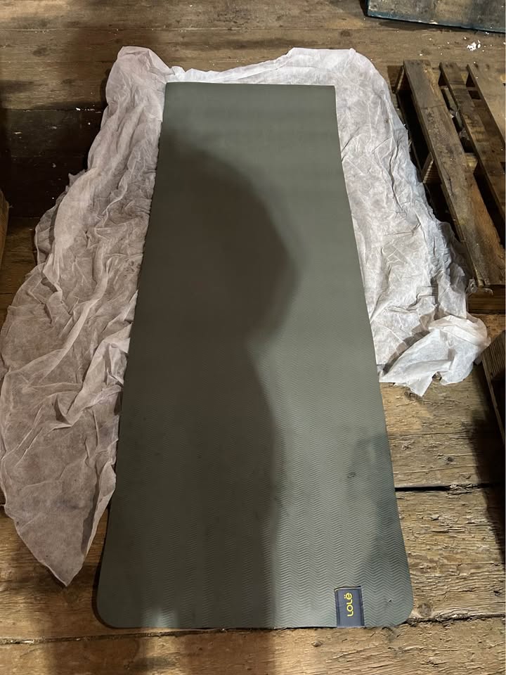 Lole Yoga Mat with 2-in-1 Strap
