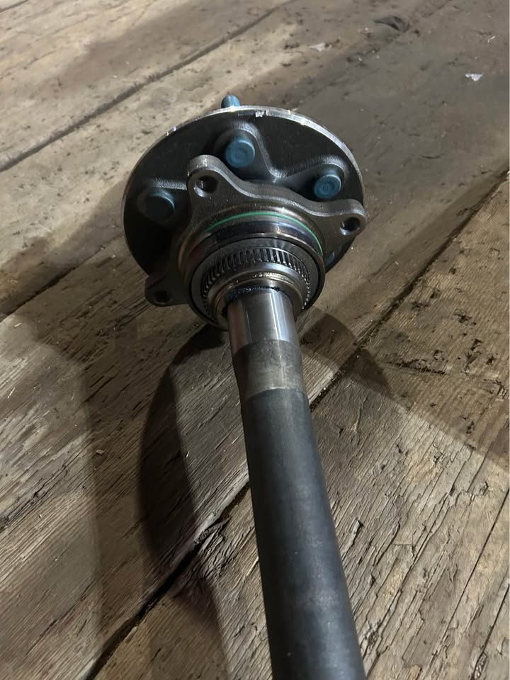 Drive Axle Shaft Ford 21-25 F-150 ML3Z4234L 6 Lug Wheel Bearing Hub
